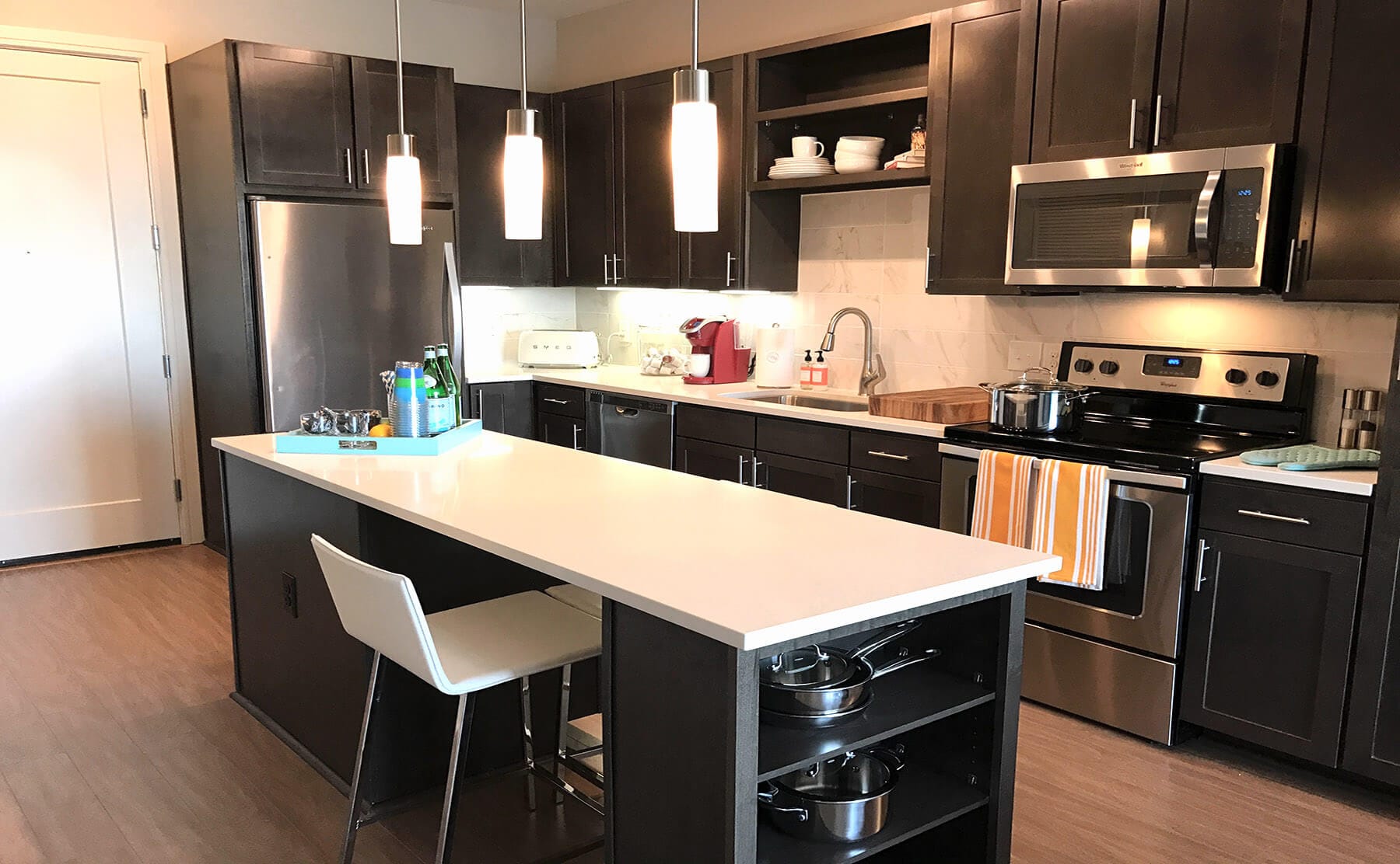 Knox-Henderson Apartment Living - Designer Kitchen
